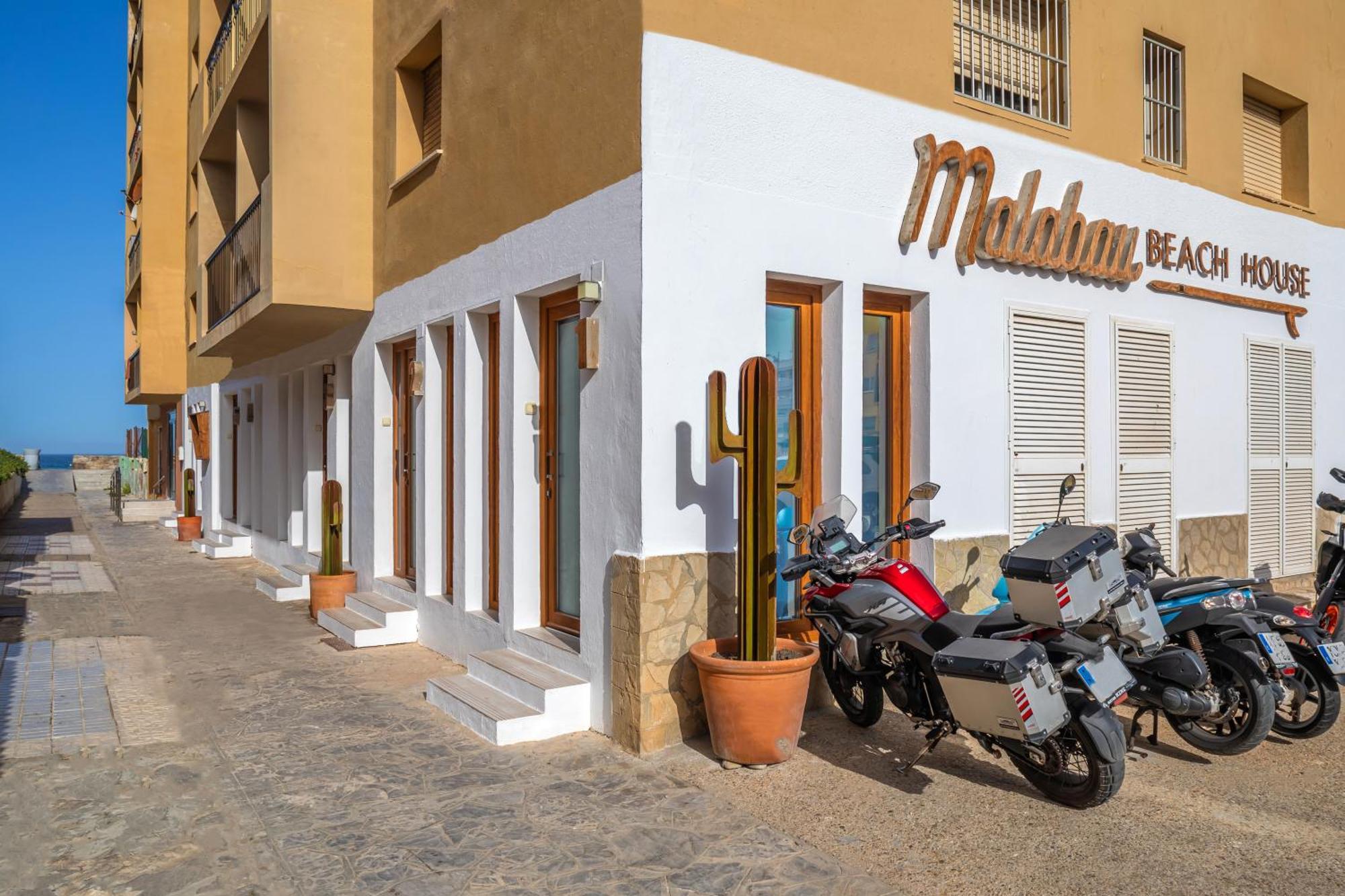 Malabau Beach House 타리파 외부 사진
